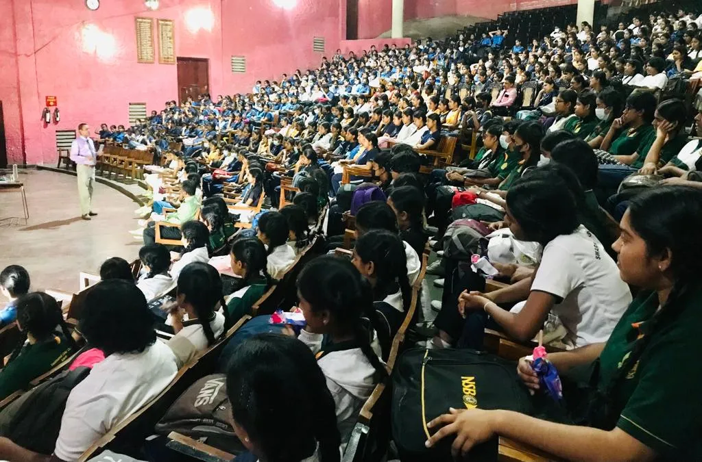 A view of the counselling workshop session in the auditorium.