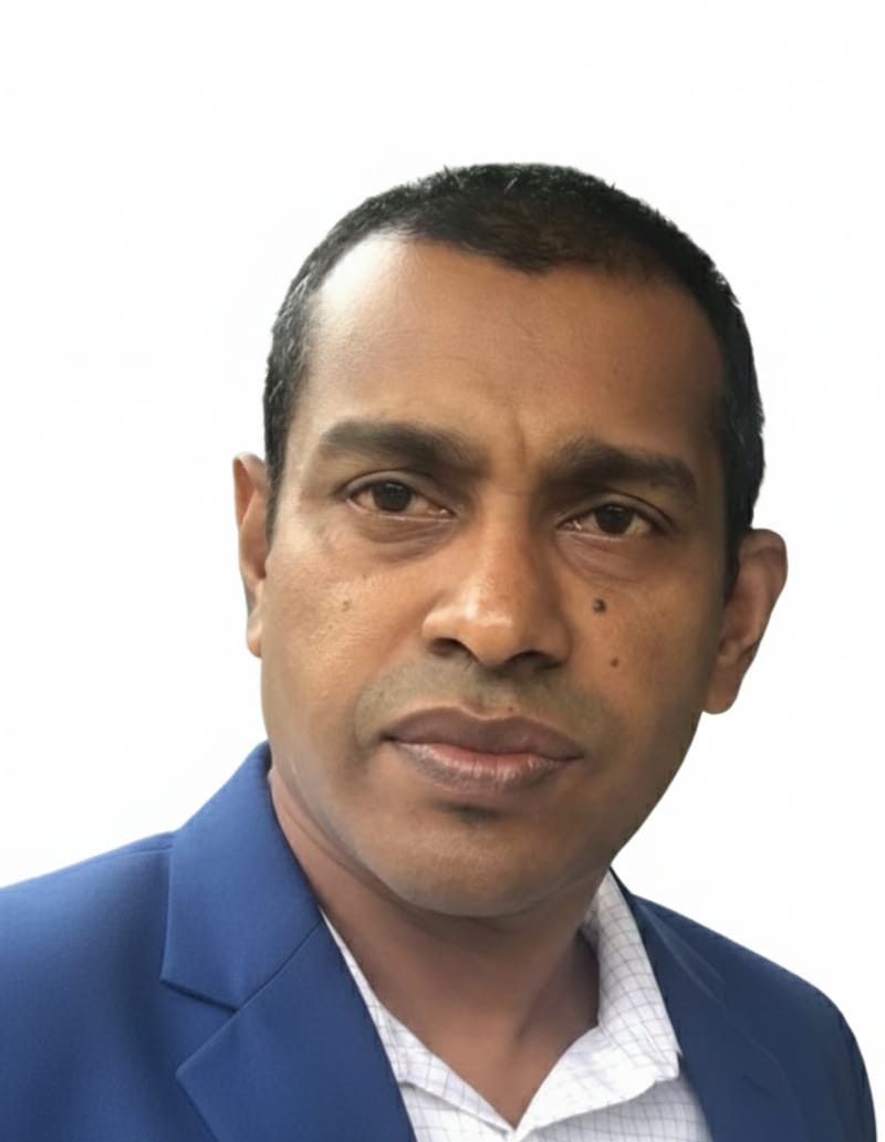 Portrait photograph of Nayana Pradeep Daundasekara.